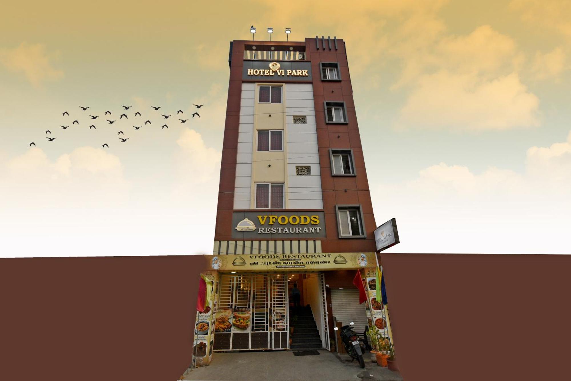 Hotel VI Park - City Centre Pondicherry Bagian luar foto