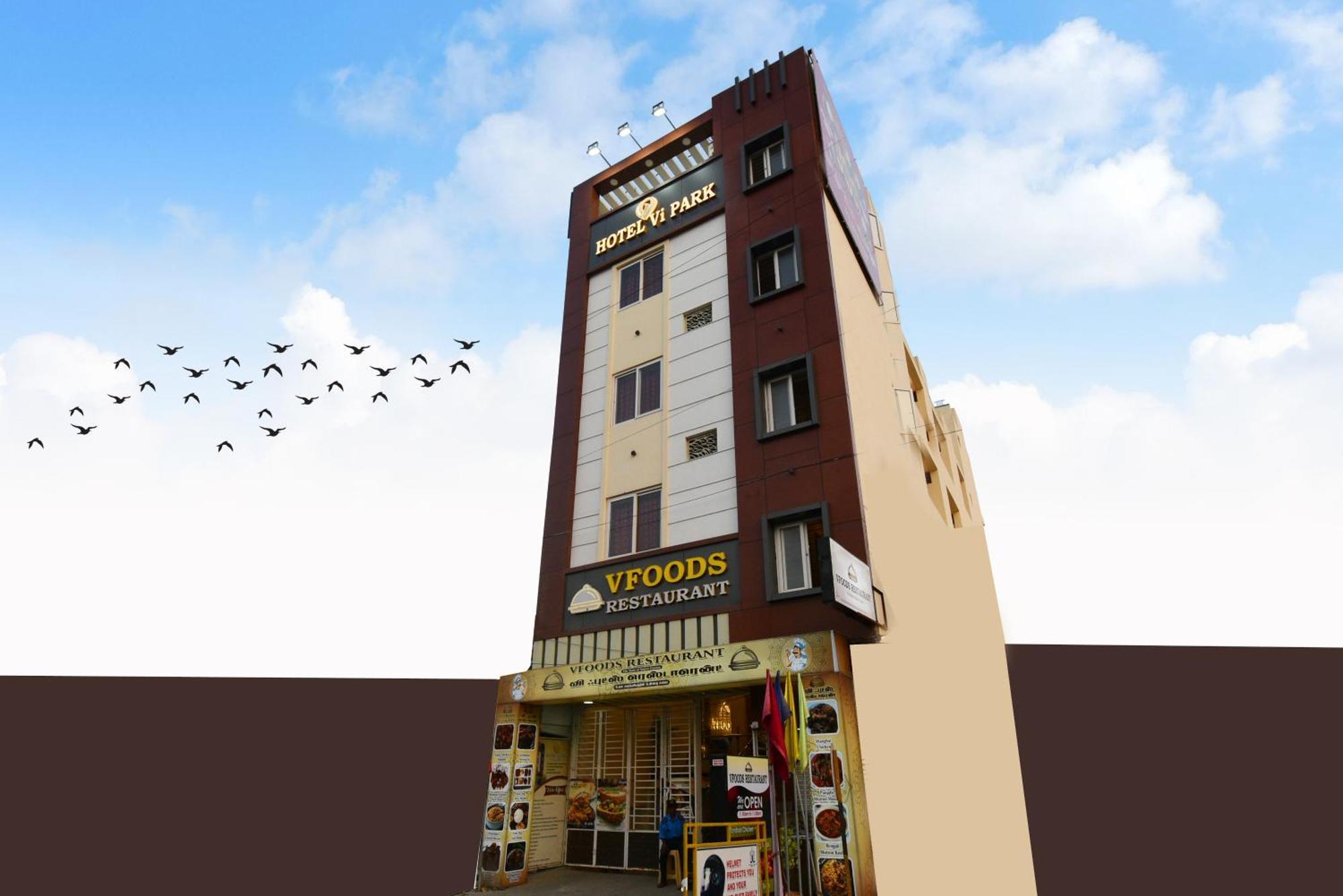 Hotel VI Park - City Centre Pondicherry Bagian luar foto